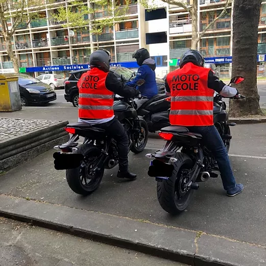 auto école à Paris